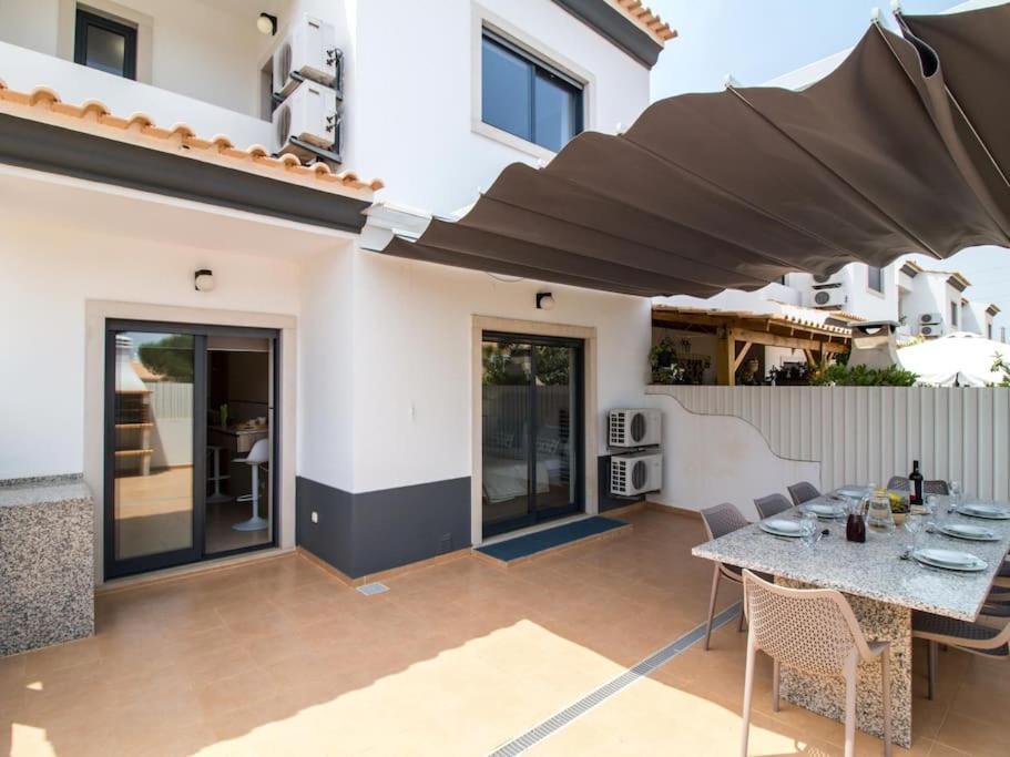 הוילה אלבופיירה Magnolia O House - Pool View & Privat Garden & Garage מראה חיצוני תמונה
