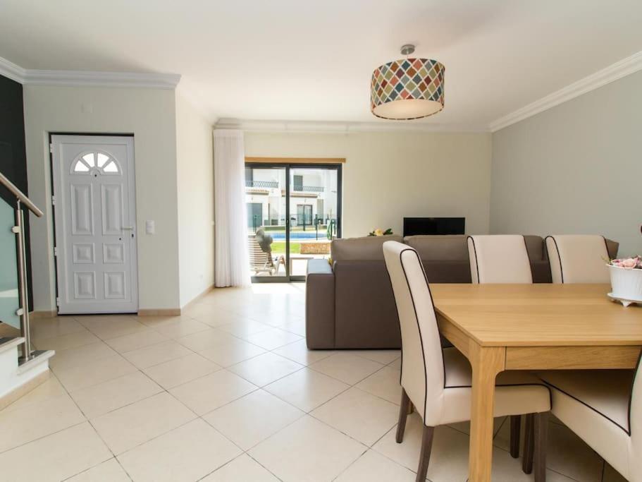 הוילה אלבופיירה Magnolia O House - Pool View & Privat Garden & Garage מראה חיצוני תמונה